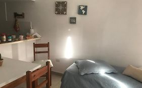 Dto nuevo barrio Universitario con wifi y cochera-Check in express